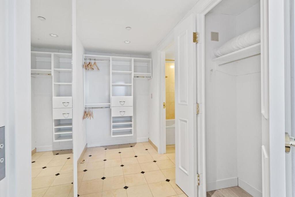 Beachfront 2Br 3Ba Condo By Cozysuites アトランティックシティー エクステリア 写真