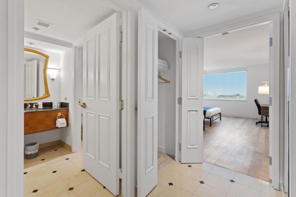 Beachfront 2Br 3Ba Condo By Cozysuites アトランティックシティー エクステリア 写真